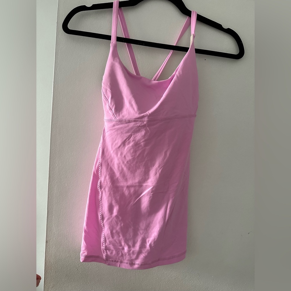 Lululemon athletic top